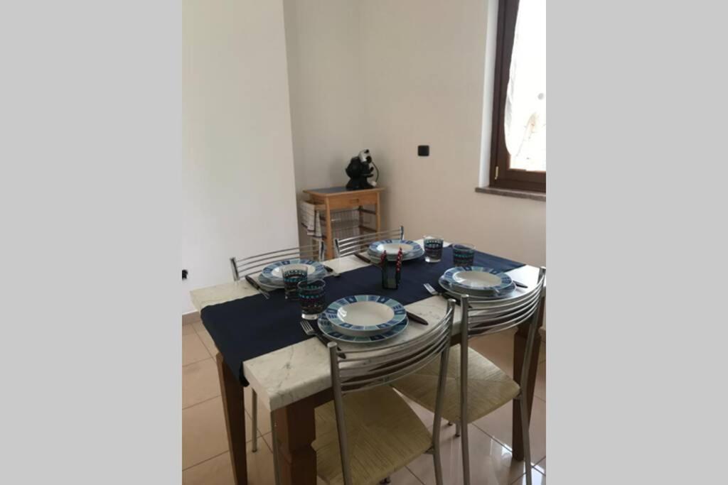 L'angolo di Leo Borgofranco d'Ivrea Esterno foto
