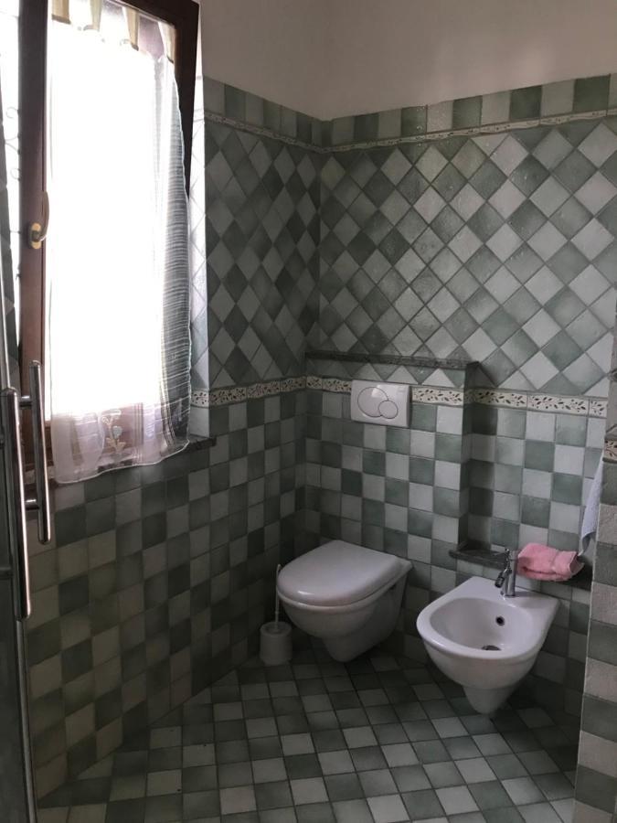 L'angolo di Leo Borgofranco d'Ivrea Esterno foto